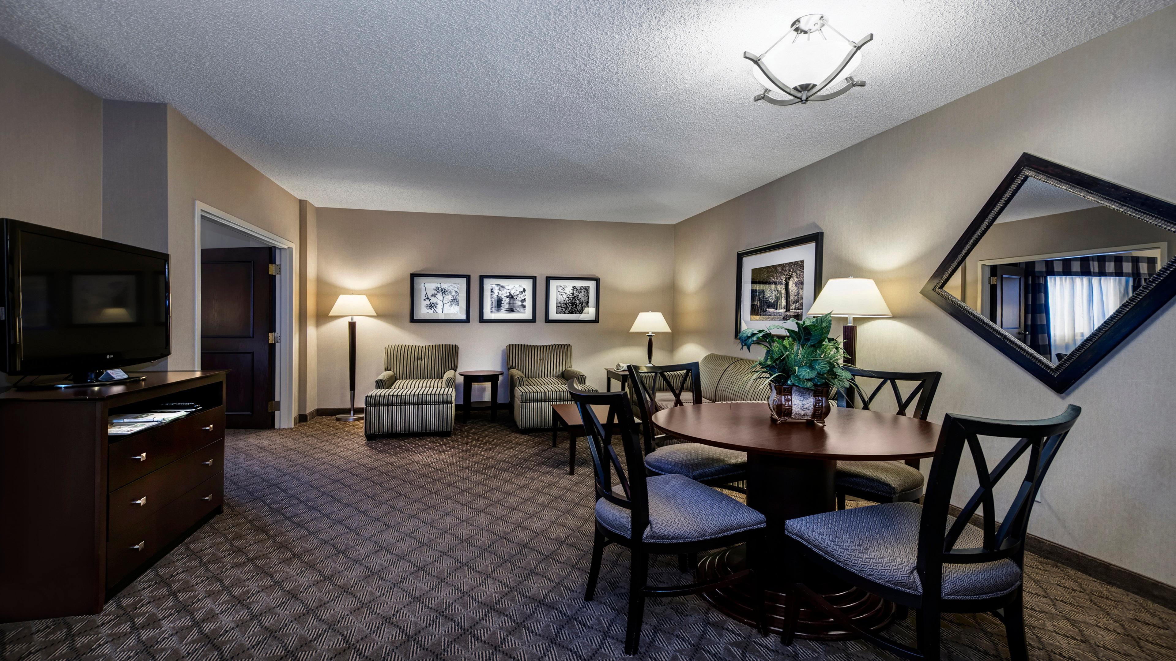Holiday Inn Springdale-Fayetteville Area By Ihg Exterior photo
