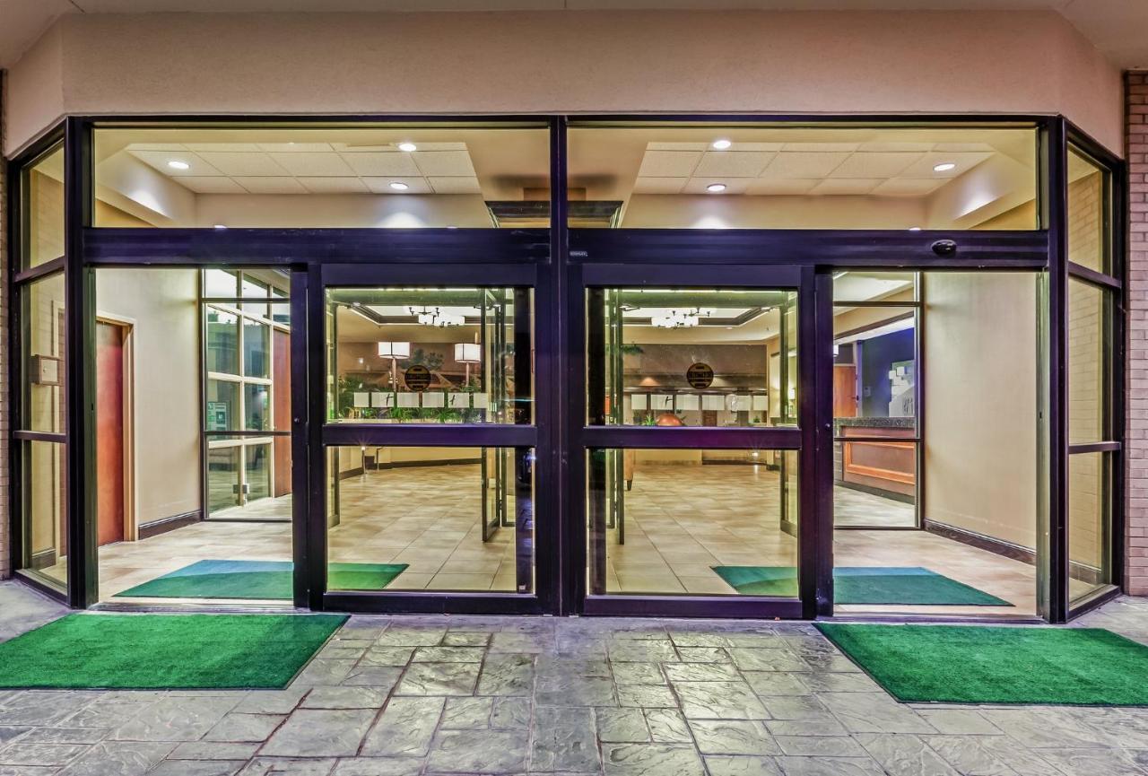 Holiday Inn Springdale-Fayetteville Area By Ihg Exterior photo